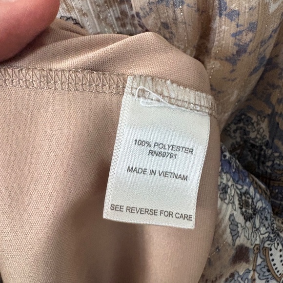 Dressbarn tunic top with 3/4 sleeves, Size L - Picture 4 of 5